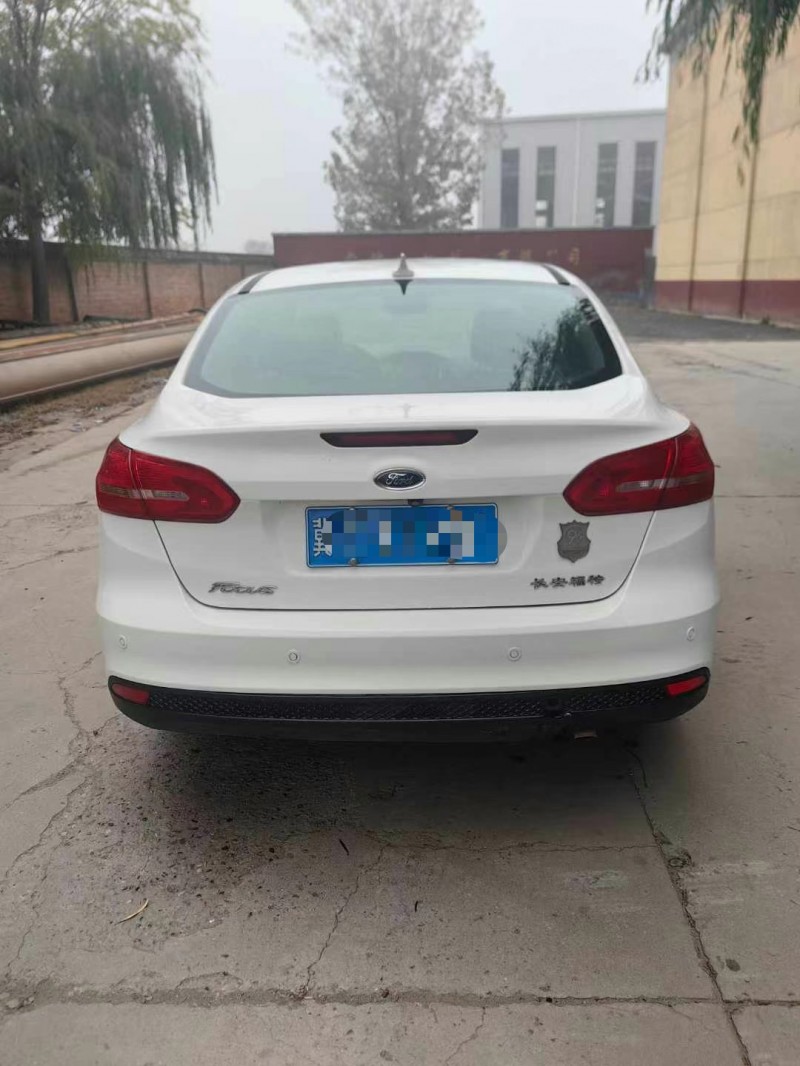 保定17年福特福克斯9