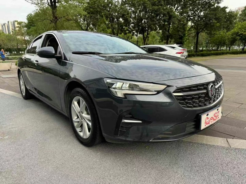 佛山21年别克君威2