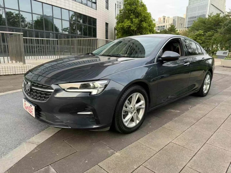 佛山21年别克君威3