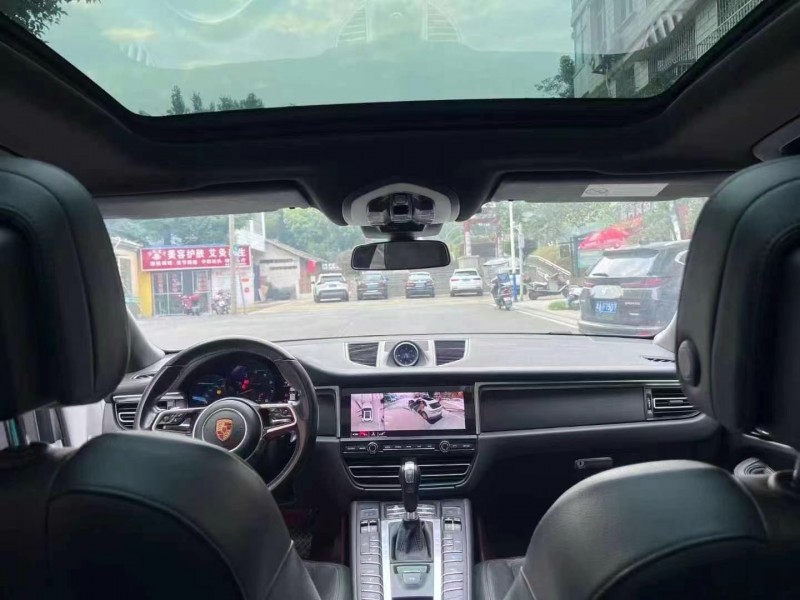 常德19年保時捷Macan8