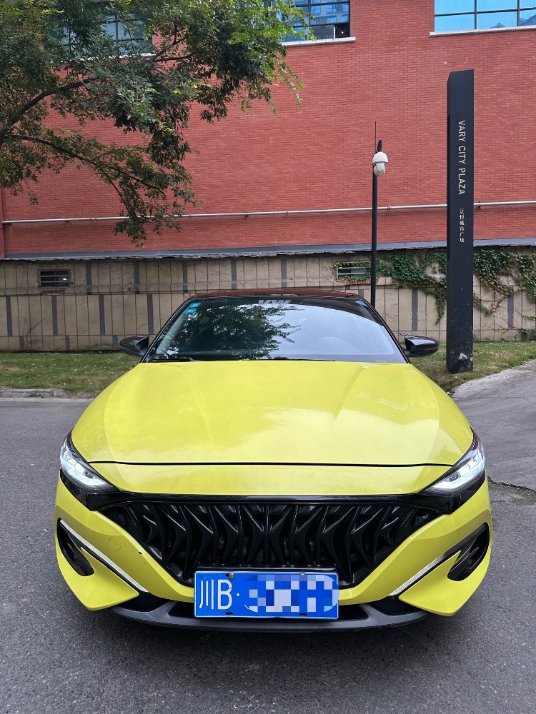 成都20年现代菲斯塔1