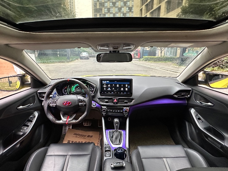 成都20年现代菲斯塔5