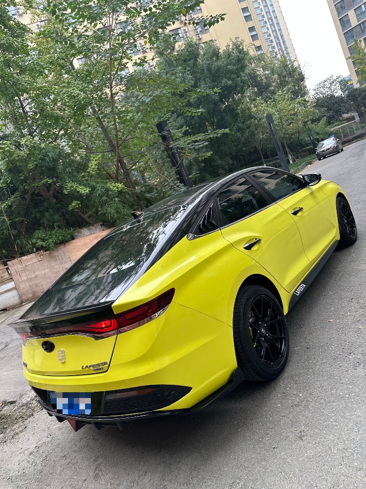 成都20年现代菲斯塔8