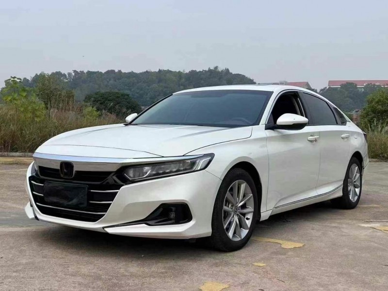 益阳23年本田雅阁6