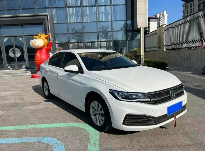 泰安21年大眾寶來3