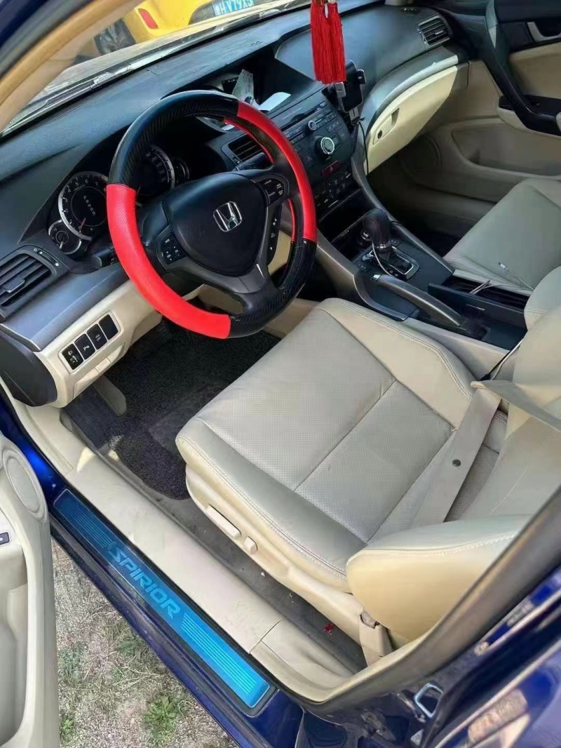 菏泽10年本田思铂睿5