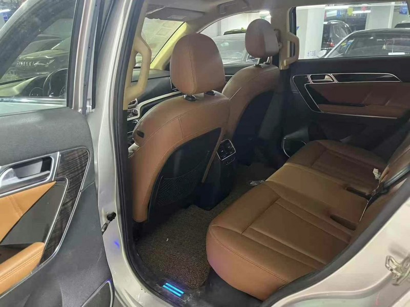 成都15年哈弗H65