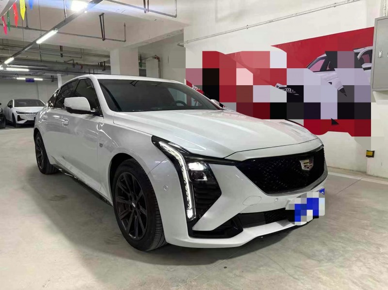 成都24年凯迪拉克CT52