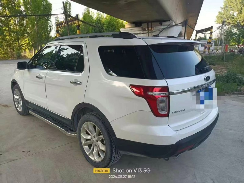 保定14年福特探险者5