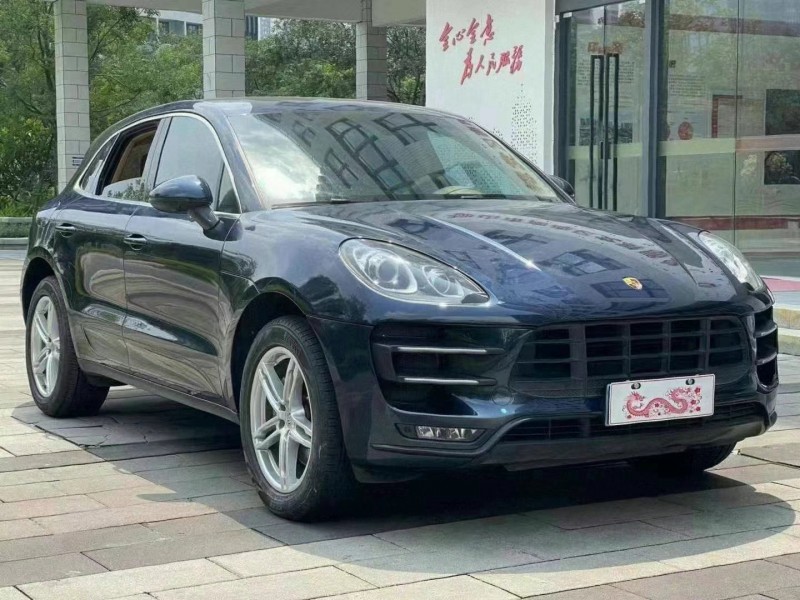 佛山15年保时捷Macan3