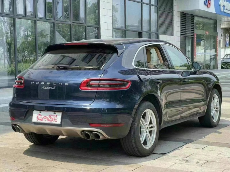 佛山15年保时捷Macan5