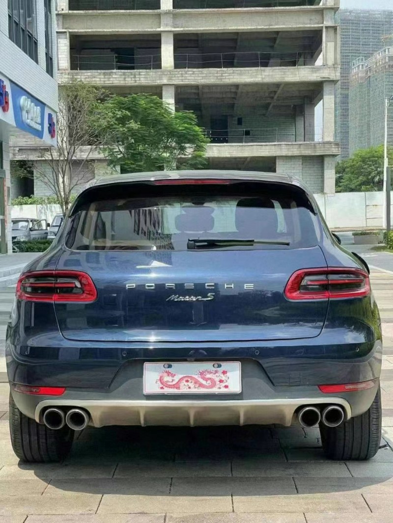 佛山15年保时捷Macan9