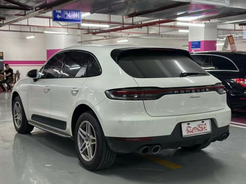 广州19年保时捷Macan4