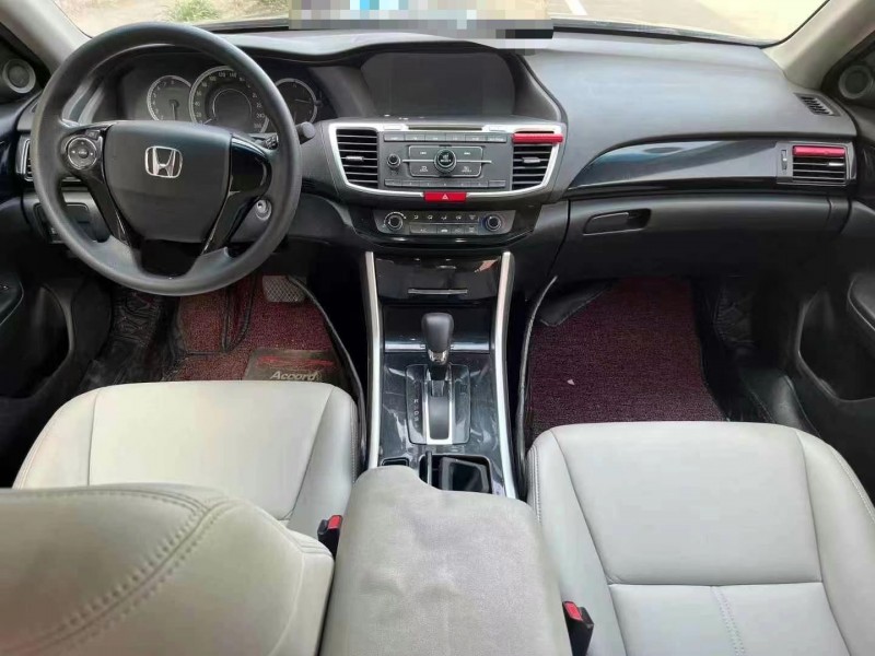 枣庄16年本田雅阁4