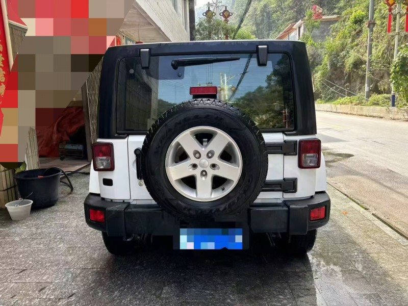 桂林15年Jeep牧馬人3