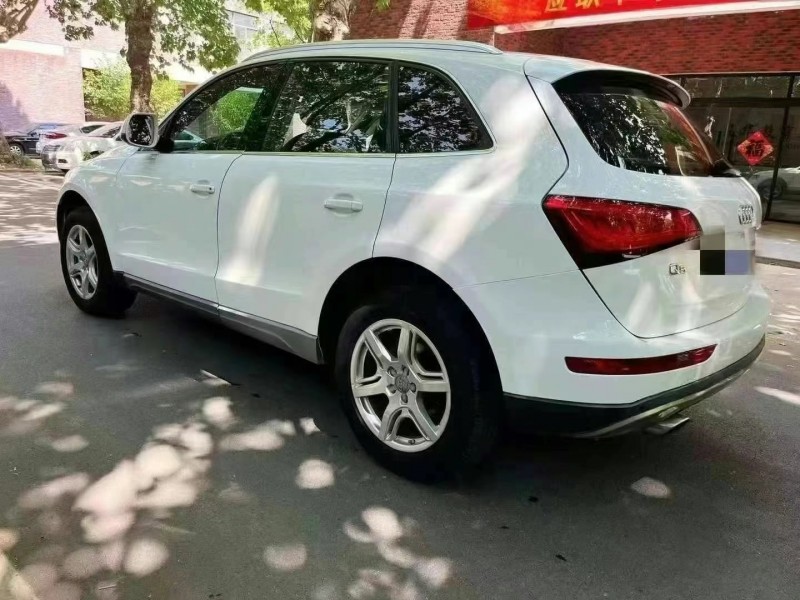 枣庄17年奥迪Q58