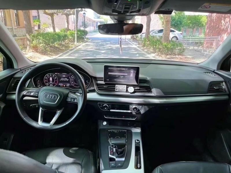 枣庄21年奥迪Q55