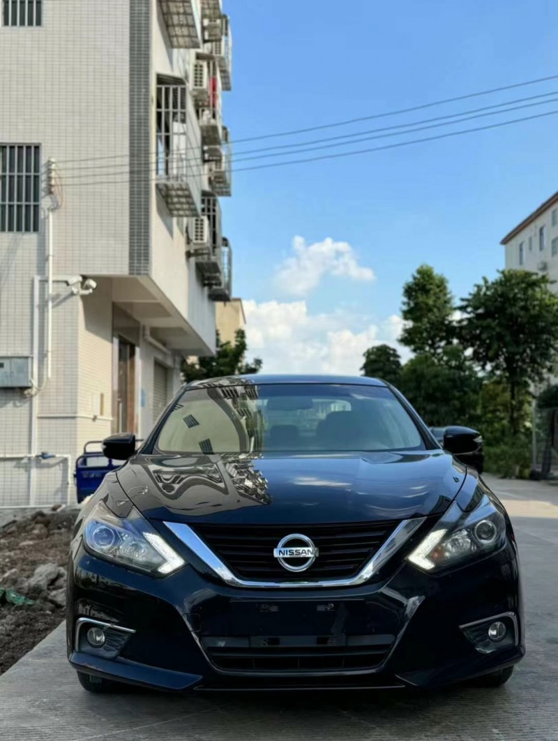 中山19年日產天籟1