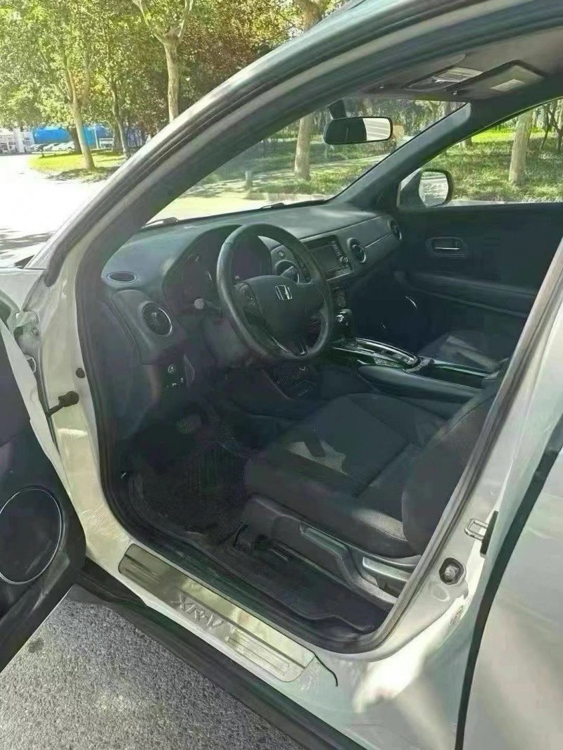 青岛16年本田XRV4