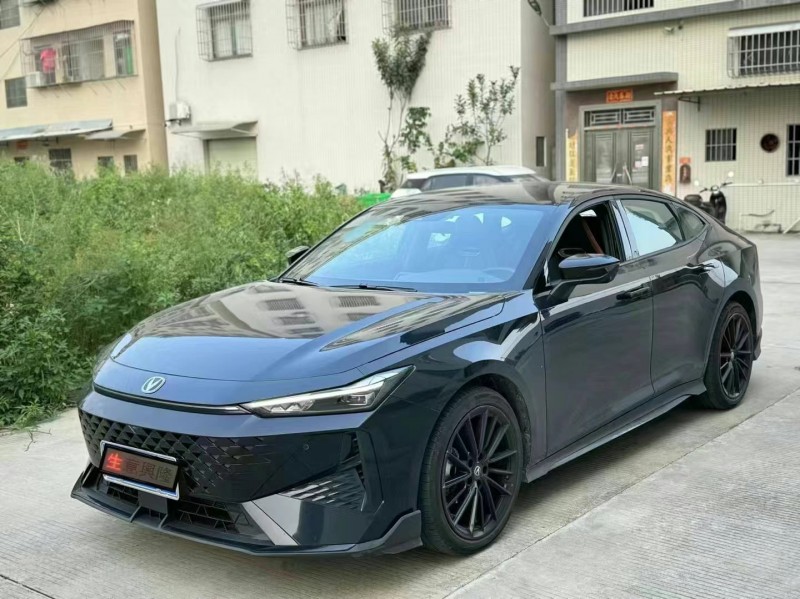 中山24年長安汽車UNI-V2