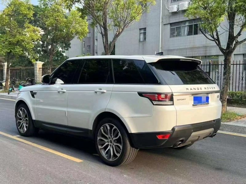 广州18年路虎揽胜运动4