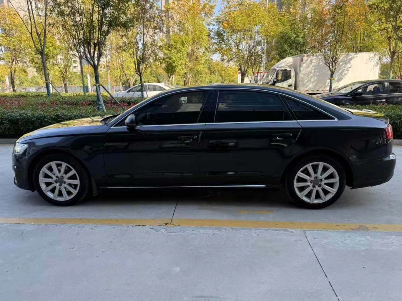 济宁18年奥迪A6L8