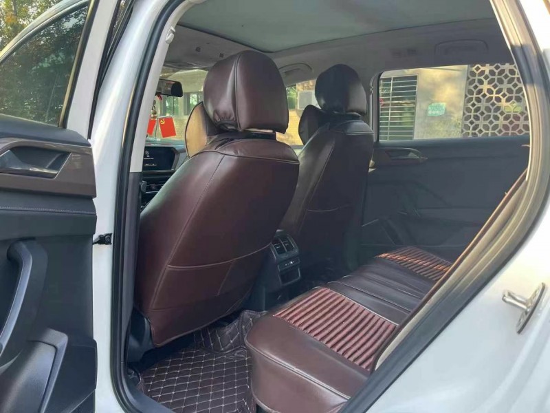 保定20年大众途岳8