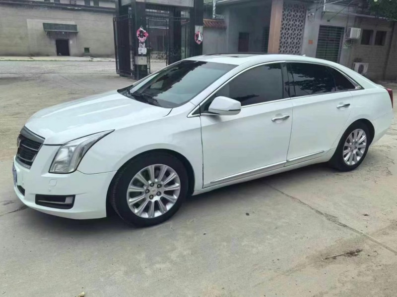 保定16年凯迪拉克XTS2