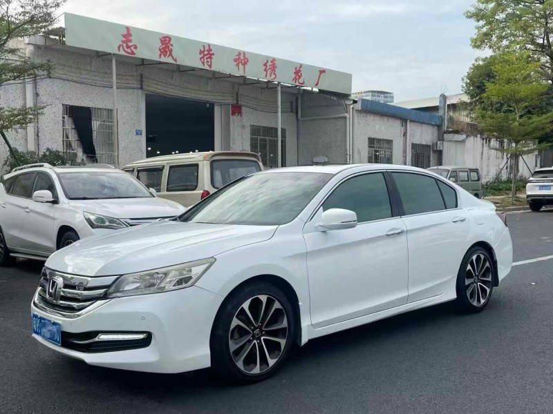 广州14年本田雅阁5