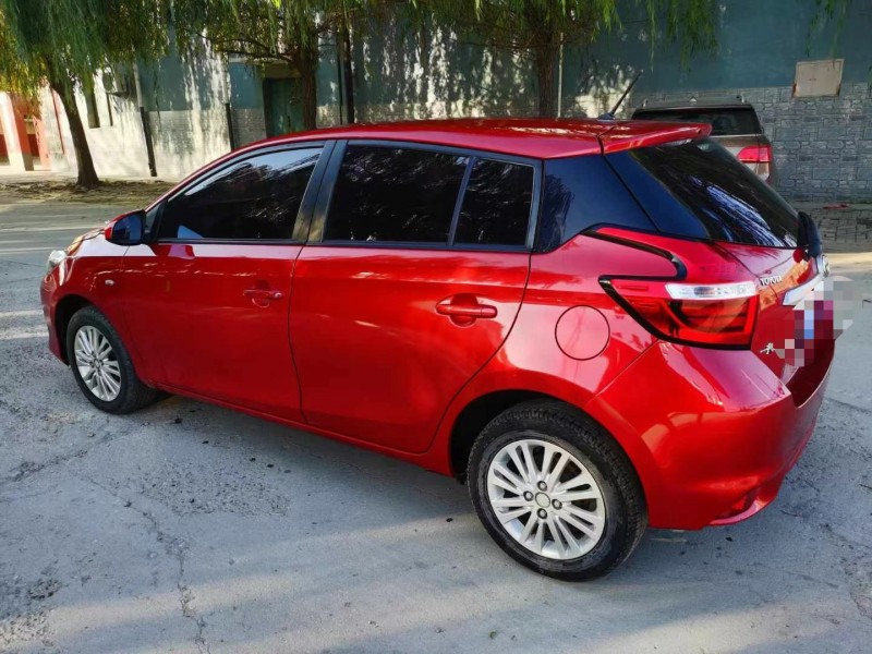 保定18年丰田YARiS L 致炫4