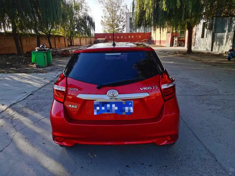 保定18年丰田YARiS L 致炫9