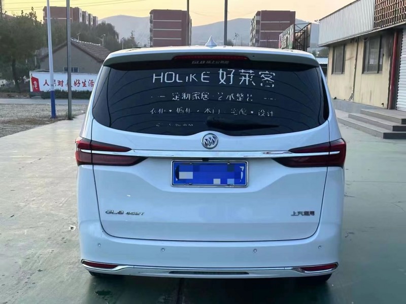 济宁21年别克GL82