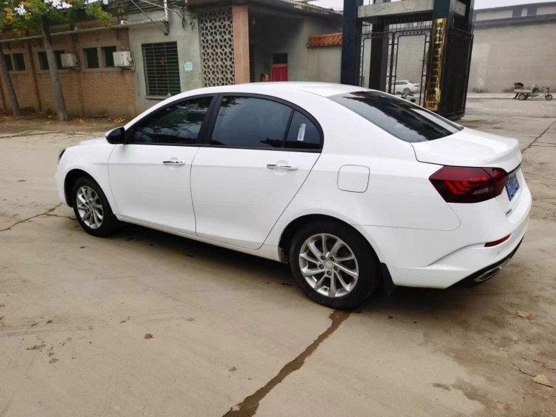 保定22年吉利帝豪4