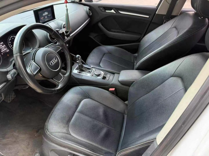 济宁17年奥迪A35