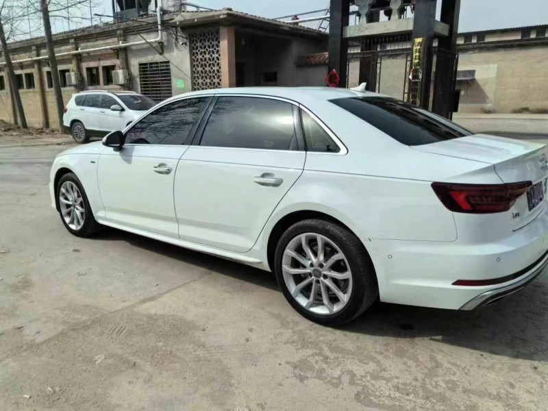 保定19年奥迪A4L7