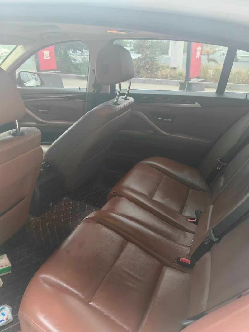 保定16年宝马5系8