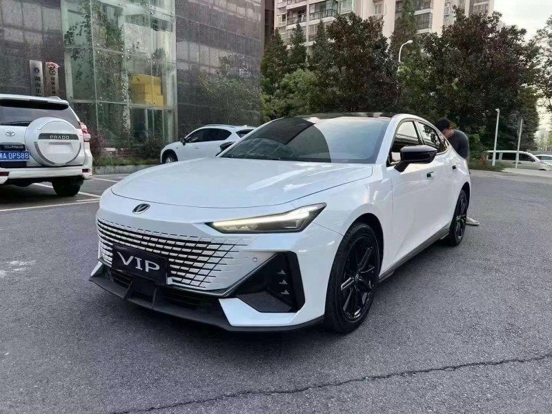 長沙23年長安汽車UNI-V2