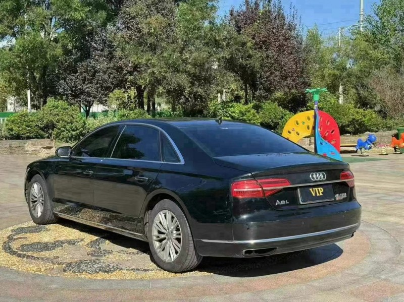 潍坊15年奥迪A8L4