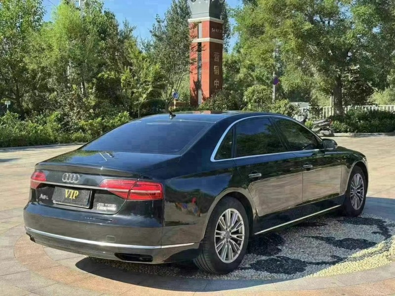 潍坊15年奥迪A8L5