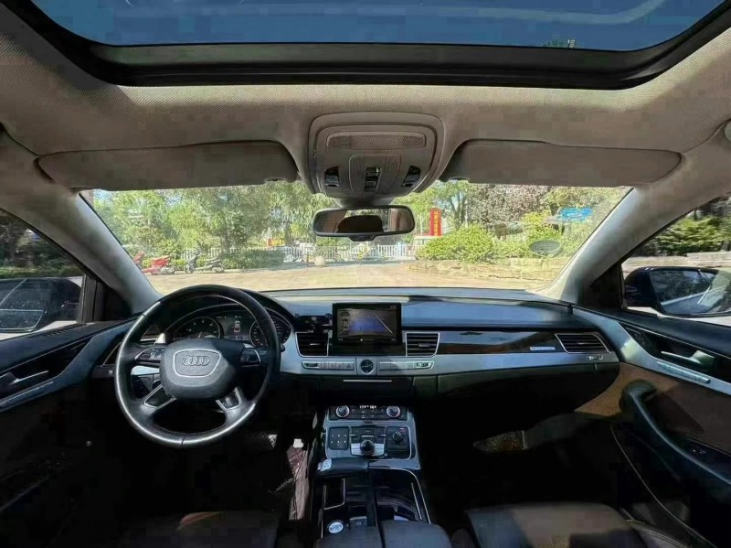 潍坊15年奥迪A8L7