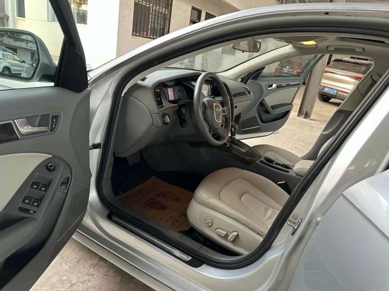 徐州12年奥迪A4L4