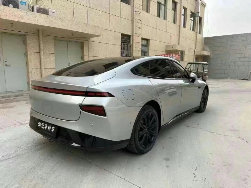 保定22年小鵬汽車p77