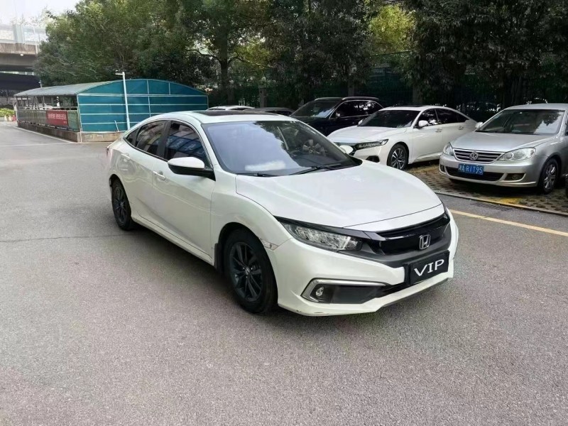 益阳19年本田思域3