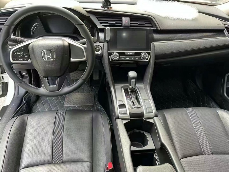 益阳19年本田思域5