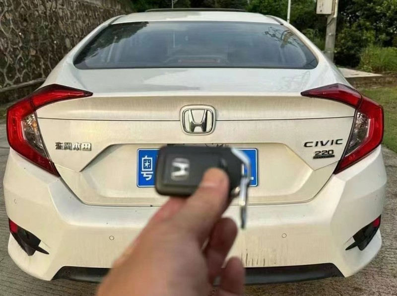 深圳20年本田思域5