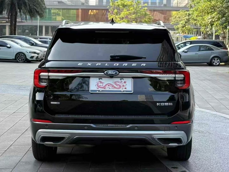 佛山23年福特探险者9