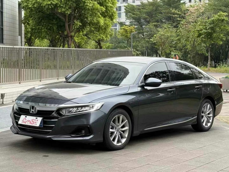 佛山22年本田雅阁2