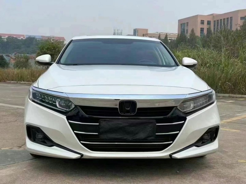 邵阳23年本田雅阁1