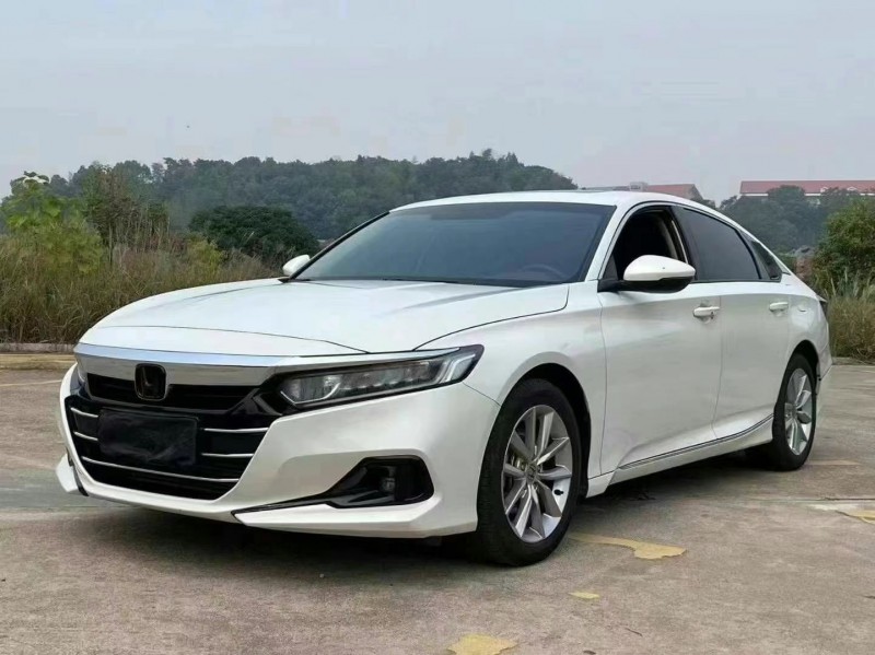 邵阳23年本田雅阁3