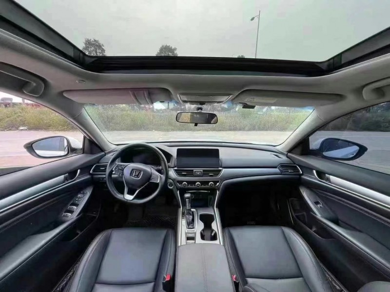 邵阳23年本田雅阁5